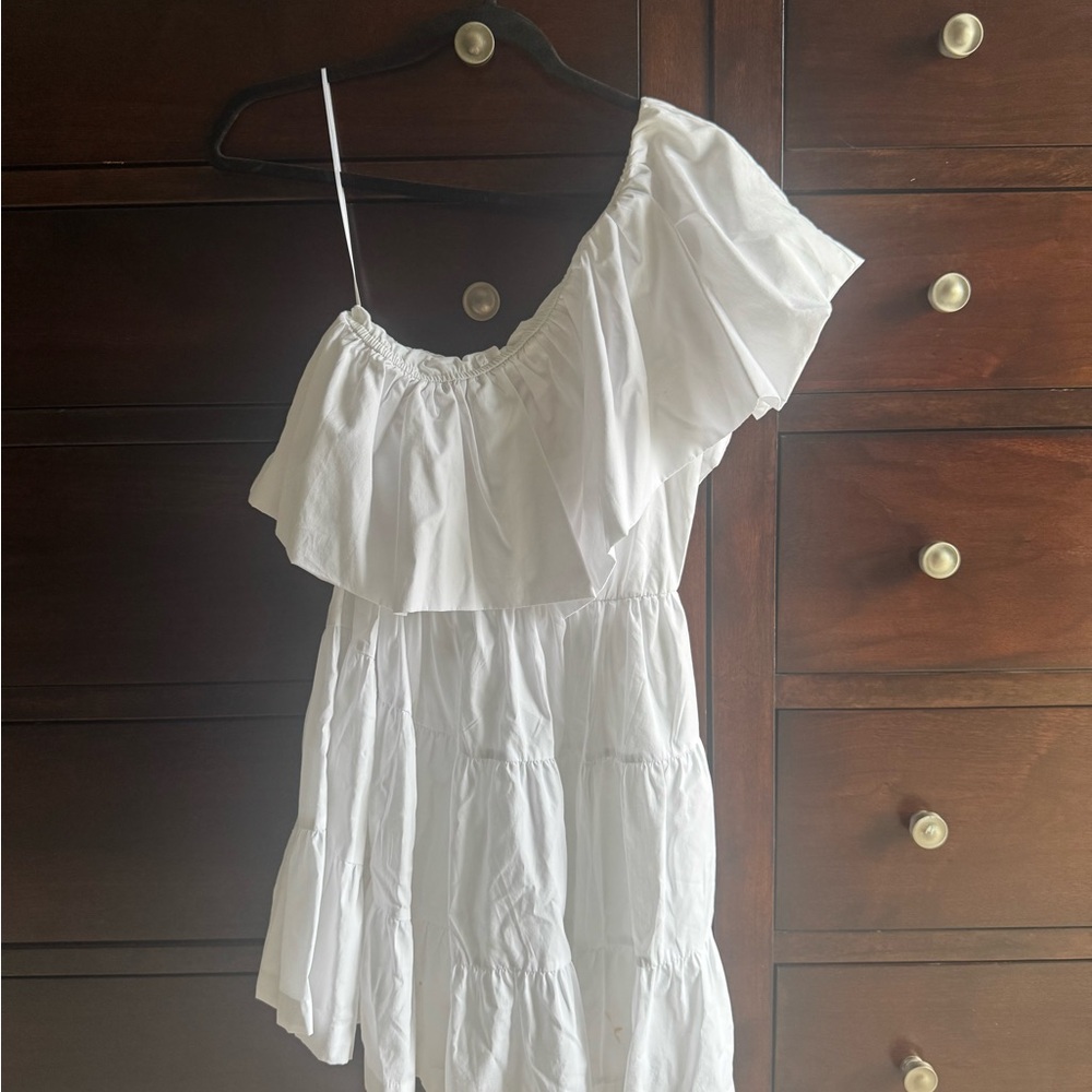 Abercrombie & Fitch White One-Shoulder Dress